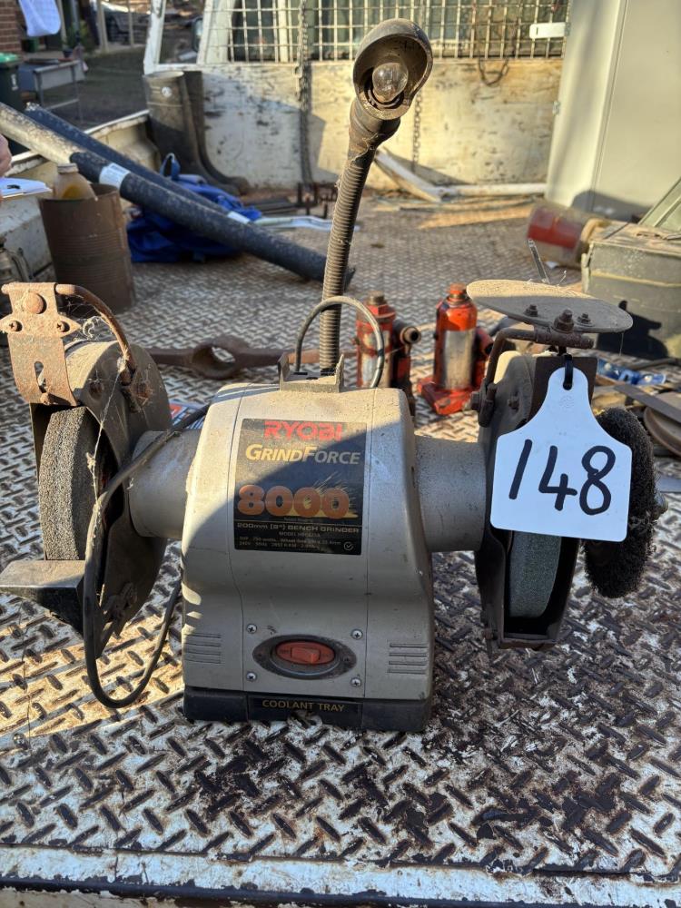 Lot 148 - Ryobi 8000 Grind Force 1 HP 8'' | AuctionsPlus