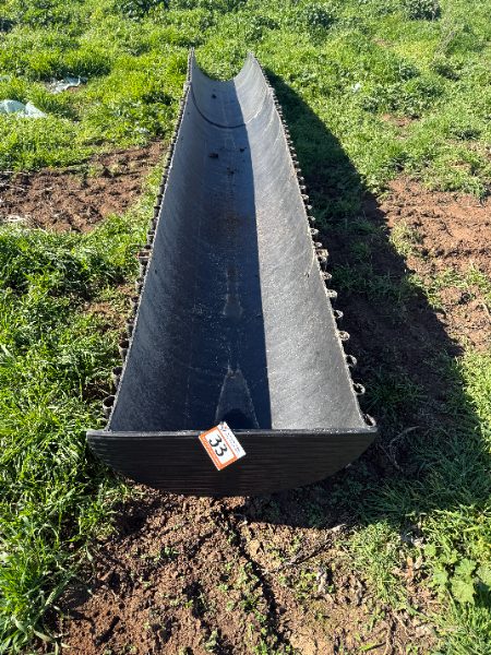 Lot 33 - Grain Trough Frames | AuctionsPlus