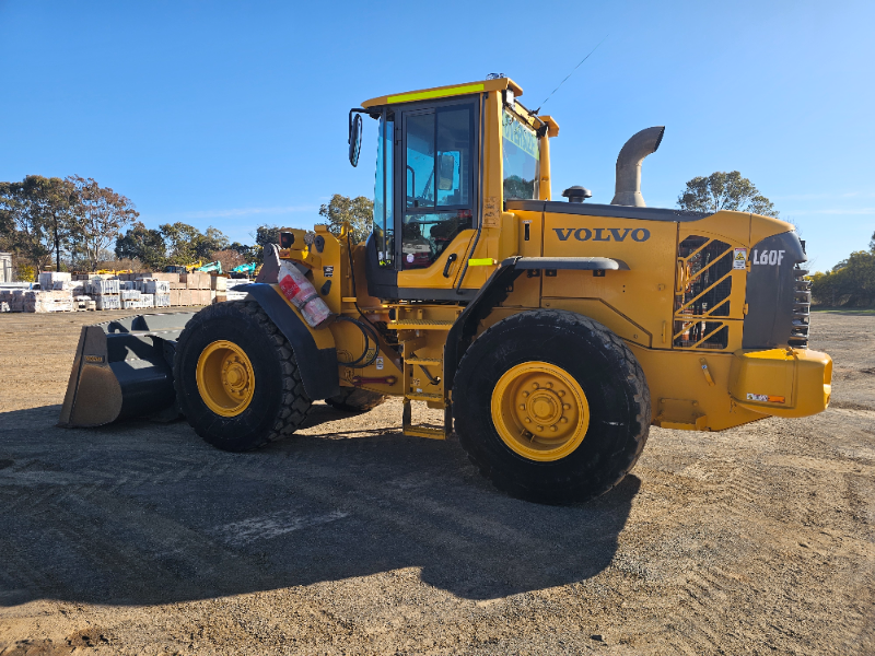Lot 41 - Volvo L60F Wheel Loader with Quick hitch | AuctionsPlus