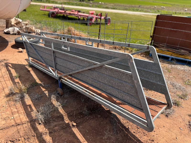 Lot 53 - Sheep Ramp | AuctionsPlus