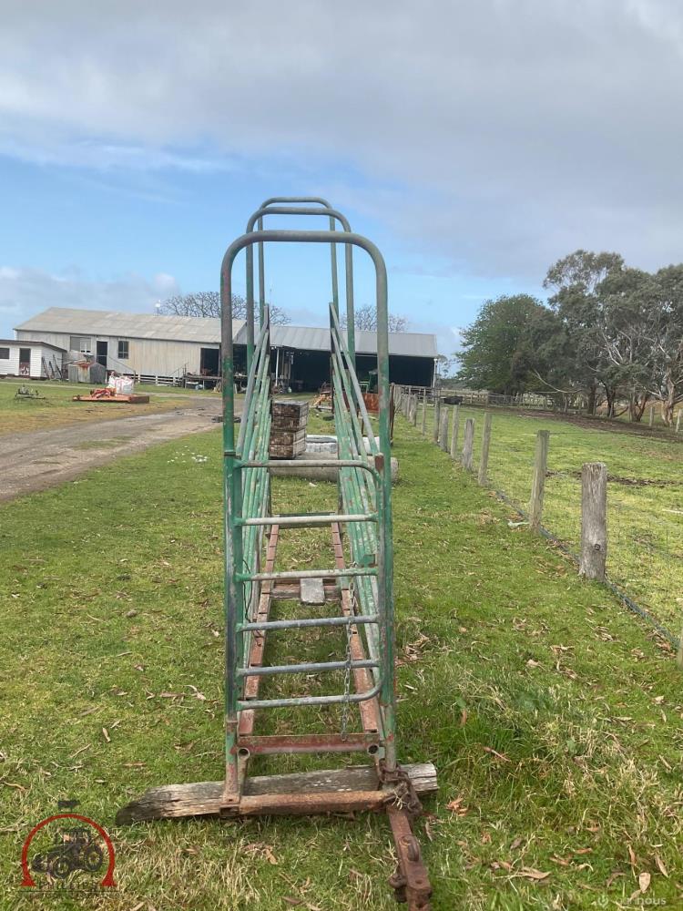 Lot 61 - Portable Sheep Loading Ramp | AuctionsPlus