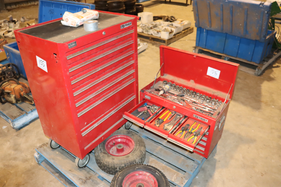 Lot 155 - KC Tools Tool Box Stand & Tools | AuctionsPlus