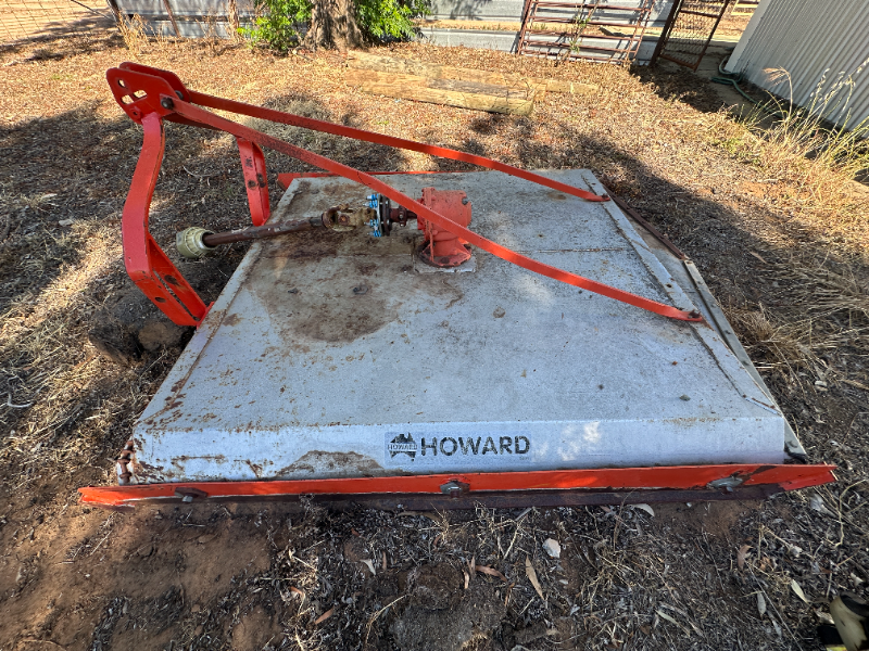 Lot 207 - 6' Howard Slasher | AuctionsPlus