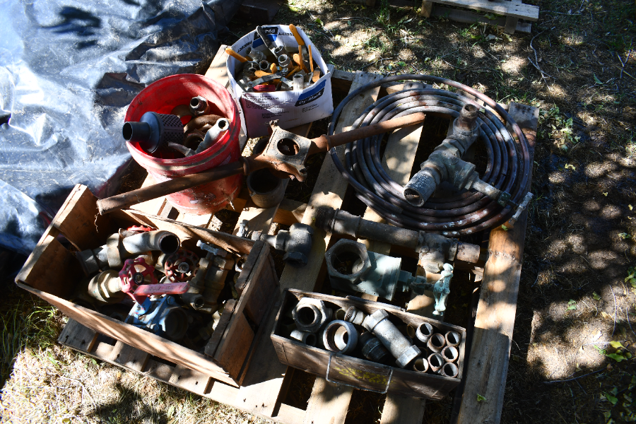 Lot 157 - Pallet of taps and plumbing fittings | AuctionsPlus