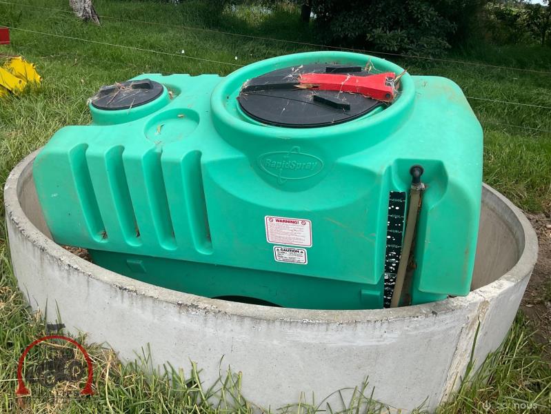 Lot 15 - Rapid Spray 600ltr Spray Tank | AuctionsPlus
