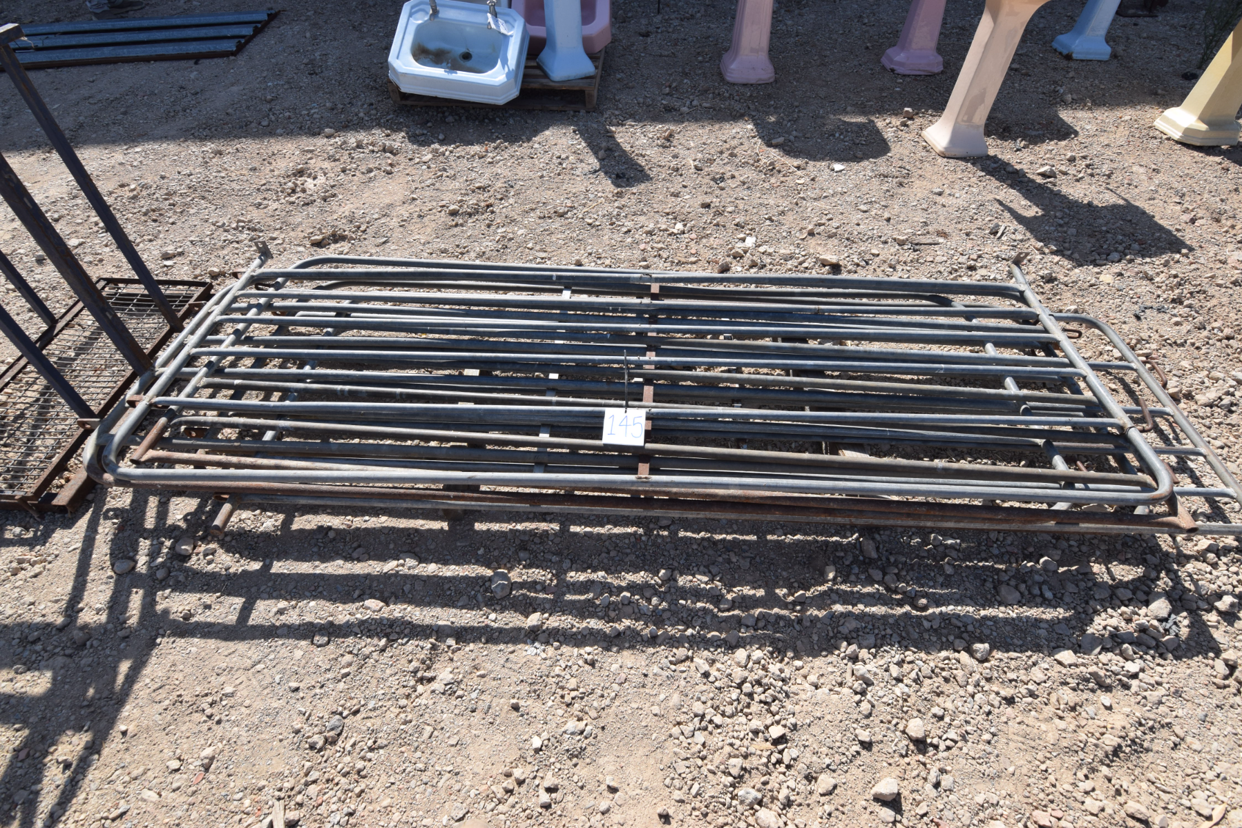 Lot 145 - Sheep Scales with Portable Sheep panels | AuctionsPlus