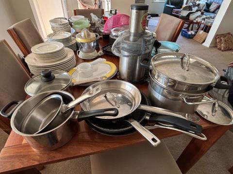 104 · Large Qty of Kitchen Utensils (Used)