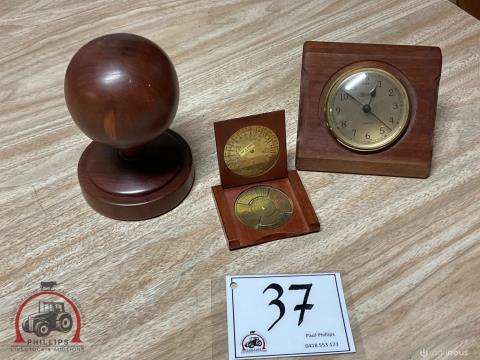 037 · 50 Year Calendar & Clock