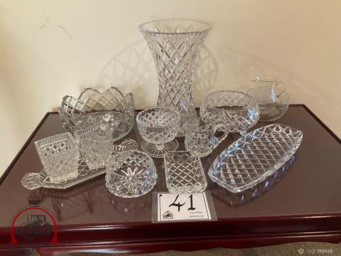 041 · Assorted Crystal Bowls, Trays