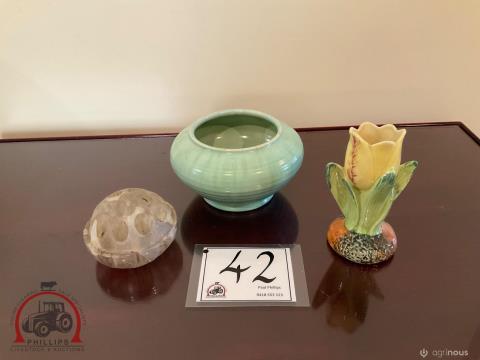 042 · Vintage Vases