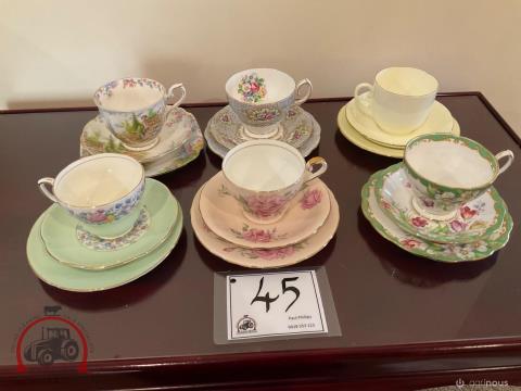 045 · Assorted Tea Cup, Saucer & Plate