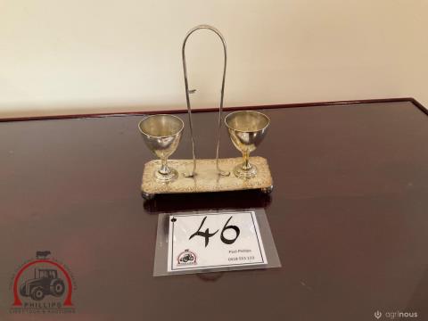 046 · Silver Egg Cup Holder