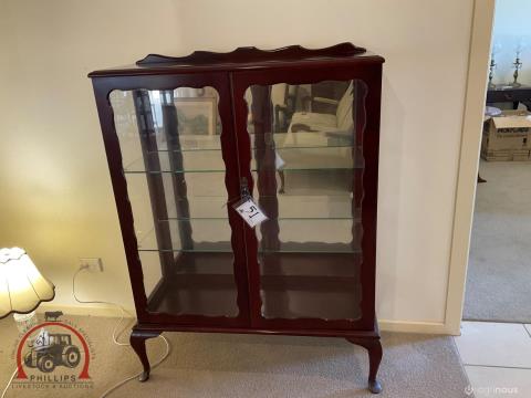 051 · Crystal Cabinet