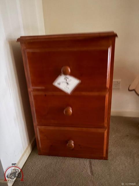 054 · Pine 3 drawer Bedside Table