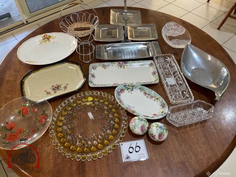 066 · Assorted Serving Plates