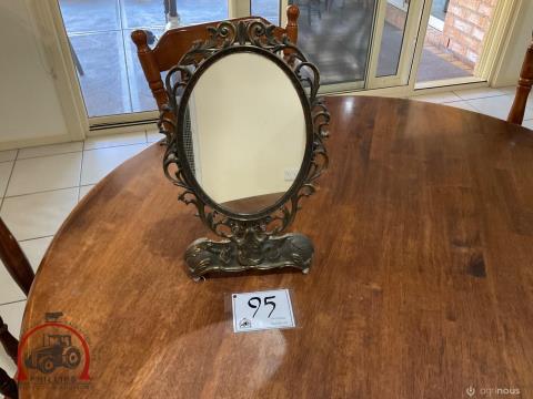 095 · Dresser Mirror