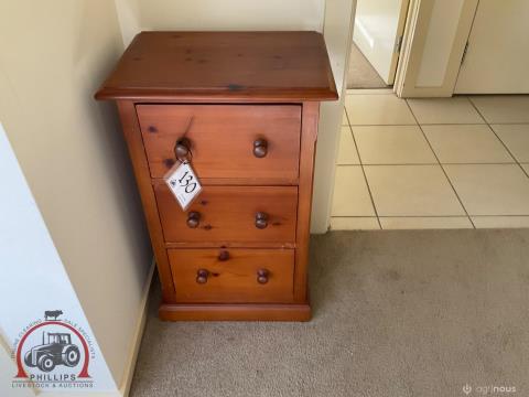130 · Small Chest Of Drawers