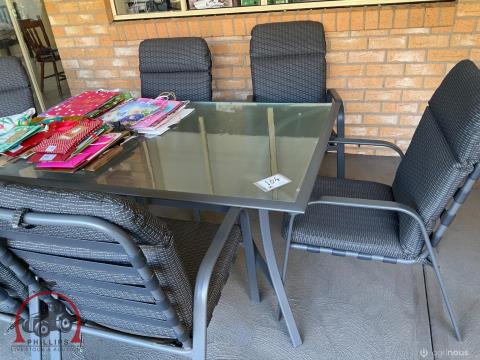 164 · 6 Seater Glass Top Table & Chairs (6)