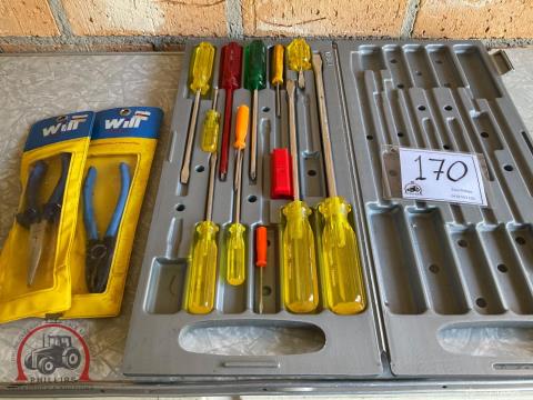 170 · Set Of Super Craft Screw Drivers