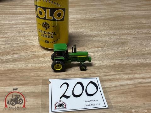 200 · Model: John Deere Tractor