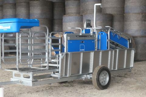 001 · Te Pari HD4 Series 2 Sheep Handler