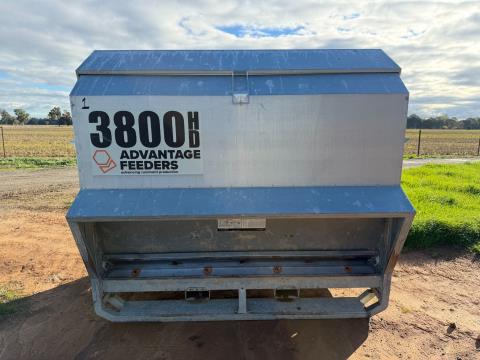 018 · Advantage Lick Feeder 3800HD 1