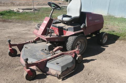 028 · Toro Groundmaster Zero Turn Mower