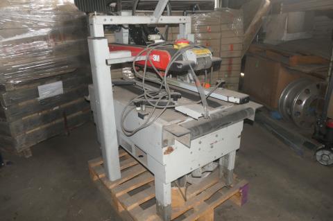 039 · Box Taping Machine