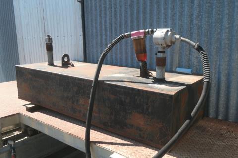 040 · Ute Mounted Fuel Tank