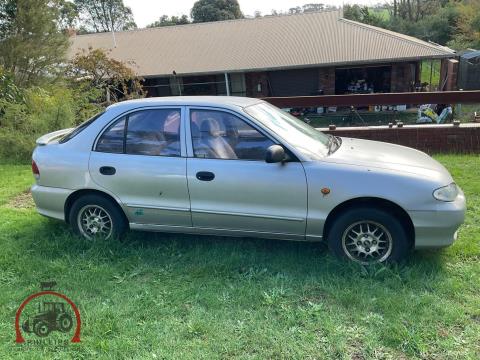 242 · 1997 Hyundai Excel Sedan (Used)
