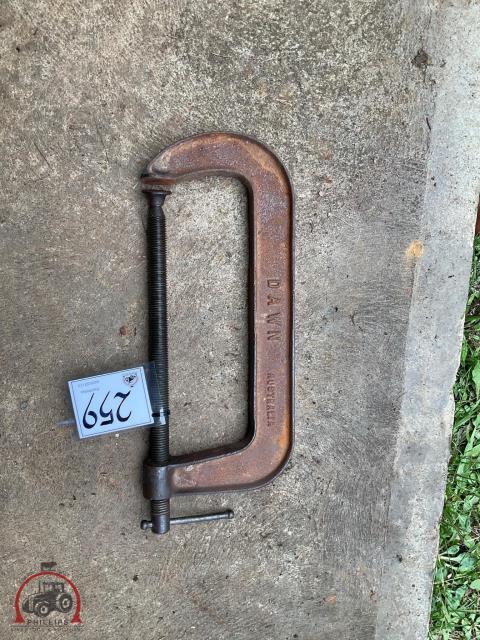 259 · Big 12'' Dawn G Clamp (Used)