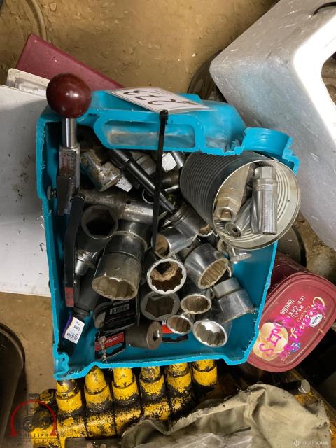 273 · Tub Of Assorted Sockets (Used)