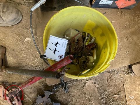 044 · Assorted Wire Strainers, Fencing Pliers (Used)