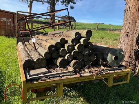 157 · Qty Pine Posts Approx 30 (New)