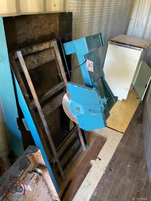 160 · Masonery Cutting Saw No Motor (Used)