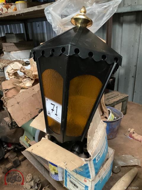 071 · Post Garden Lantern (Used)