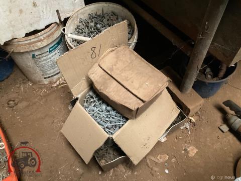 081 · 3 x Boxes Of Roofing Nails (Used)