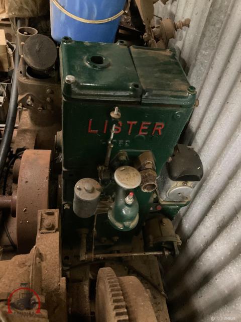 091 · Lister Single Cylinder Vertical Stationary Motor (Used)