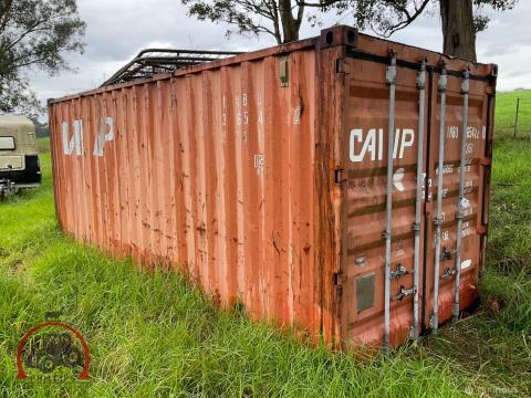 185 · Shipping Container 20ft (Very Small Leak) (Used)