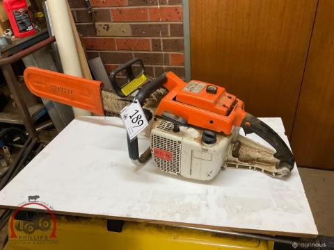 189 · Stihl 051 AV Chainsaw And Tool Kit (Used)
