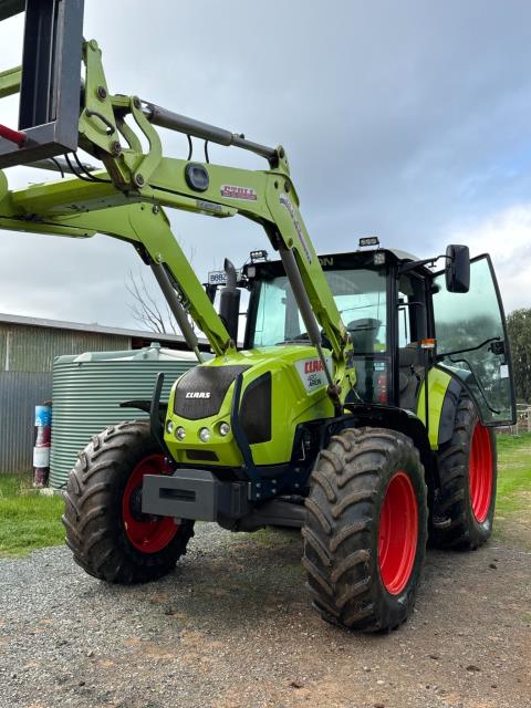 Lot 1 · CLAAS Arion 420