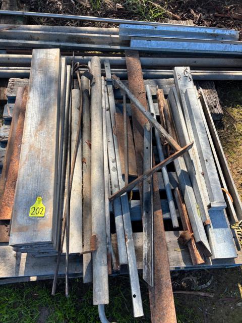 Lot 202 · Misc Steel
