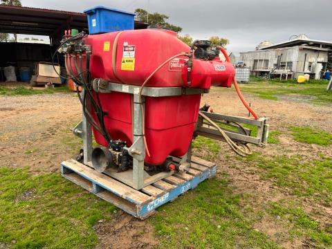 Lot 8 · Silvan Pasture Pack Spray Unit