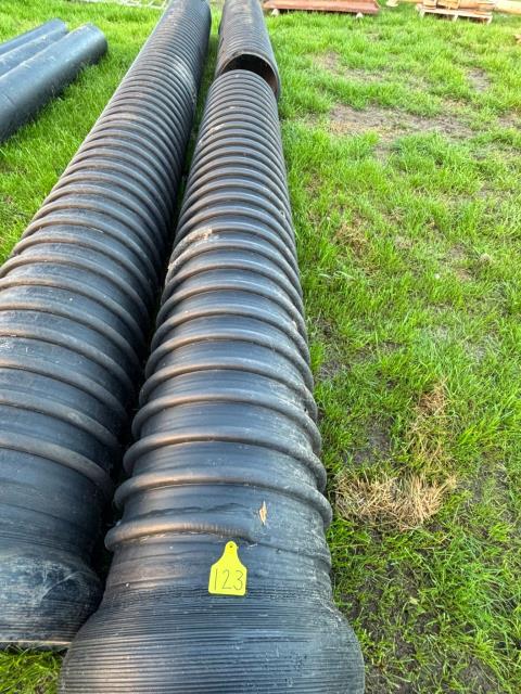 Lot 123 · 2 x 3mx450mm black poly pipe