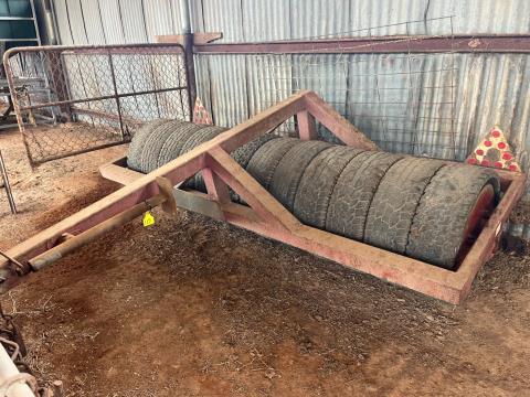 Lot 10 · Rubber Tyre Roller