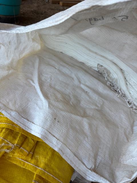 Lot 218 · 54 x new grain bags