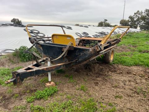 Lot 12 · Boomerang Feed Out Cart