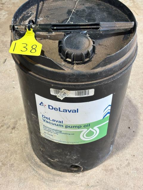 Lot 138 · DeLaval pump oil