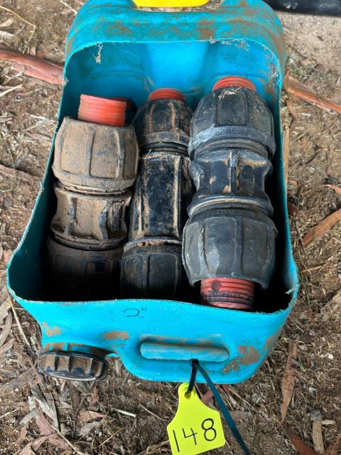 Lot 148 · 2'' poly fittings