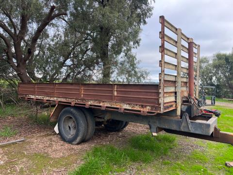 Lot 26 · 16' Truck Tipping Trailer